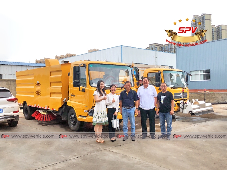 DONGFENG Road Sweeper Truck and Road Jetting Truck - Clients Inspection DONGFENG Road Sweeper Truck and Road Jetting Truck - Clients Inspection
